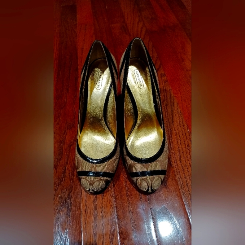 Coach monogram brown Kerryann Wedges